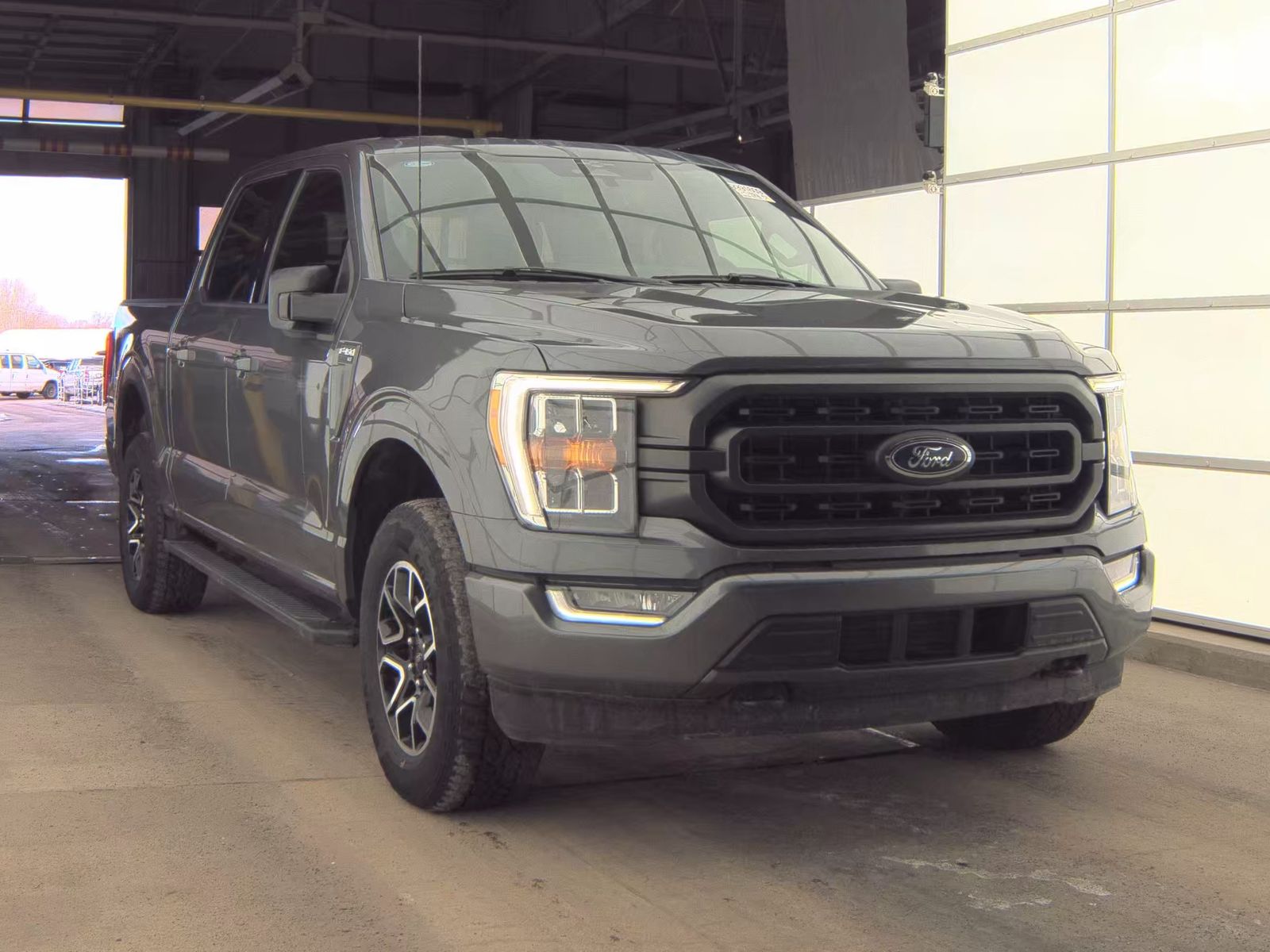 2023 Ford F-150 XLT AWD