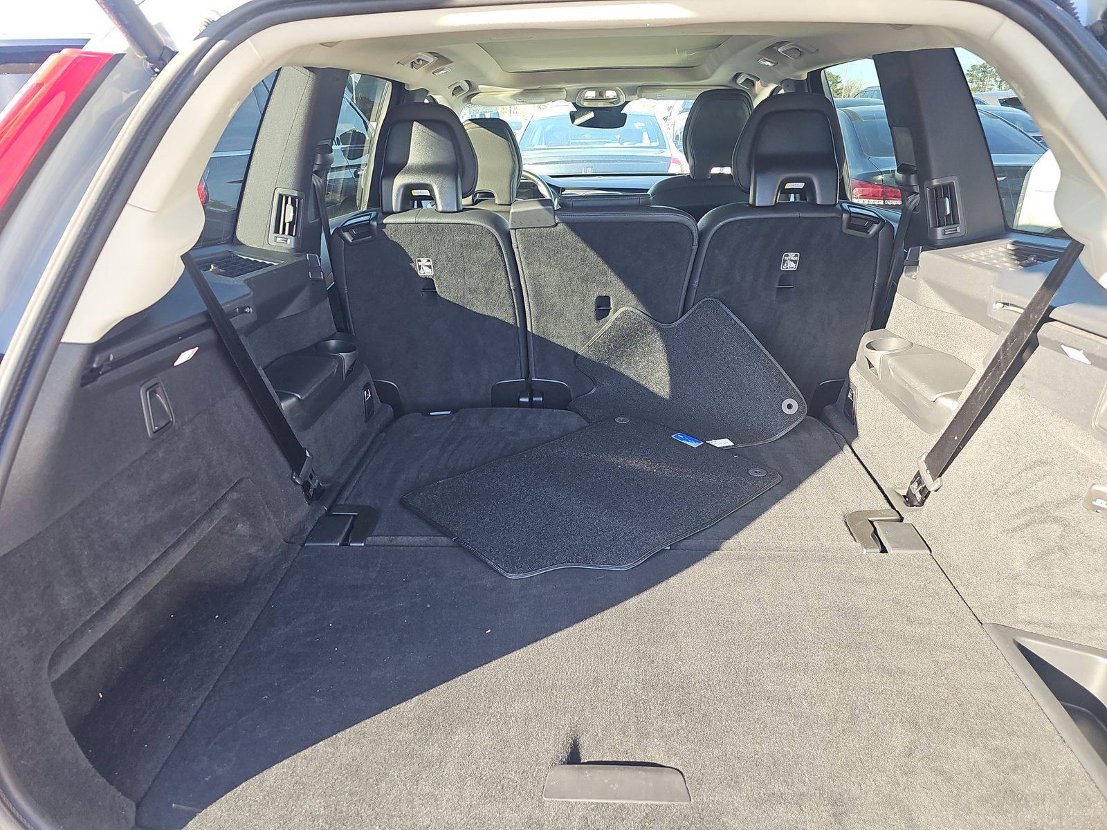 2024 Volvo XC90 B6 Plus AWD