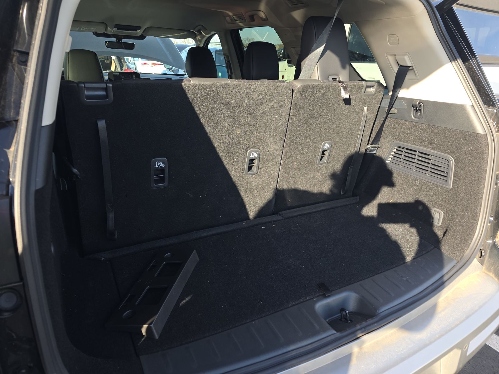 2024 Nissan Pathfinder SL FWD