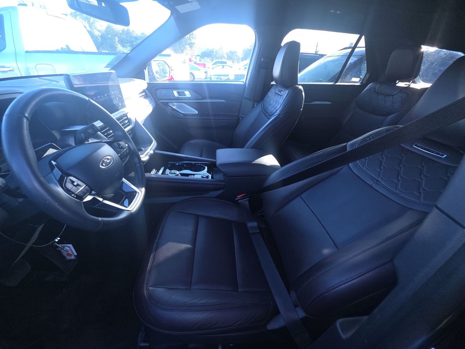 2025 Ford Explorer Platinum AWD