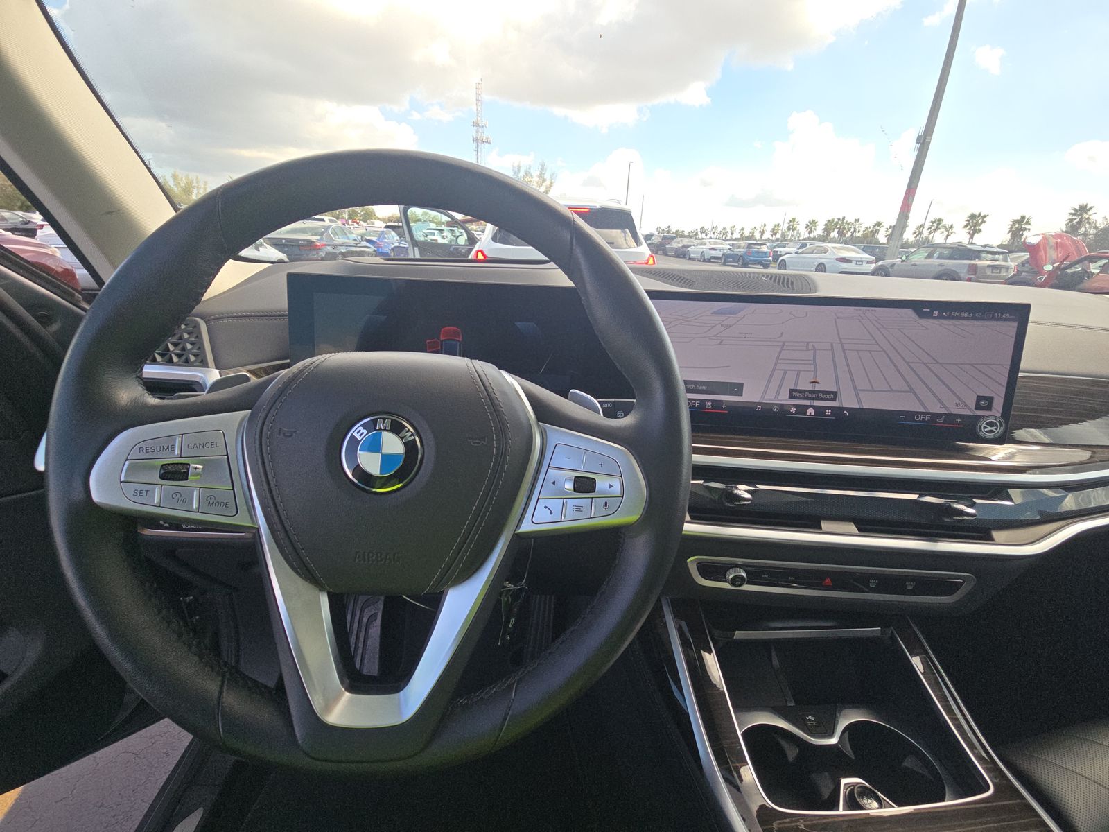 2025 BMW X7 xDrive40i AWD