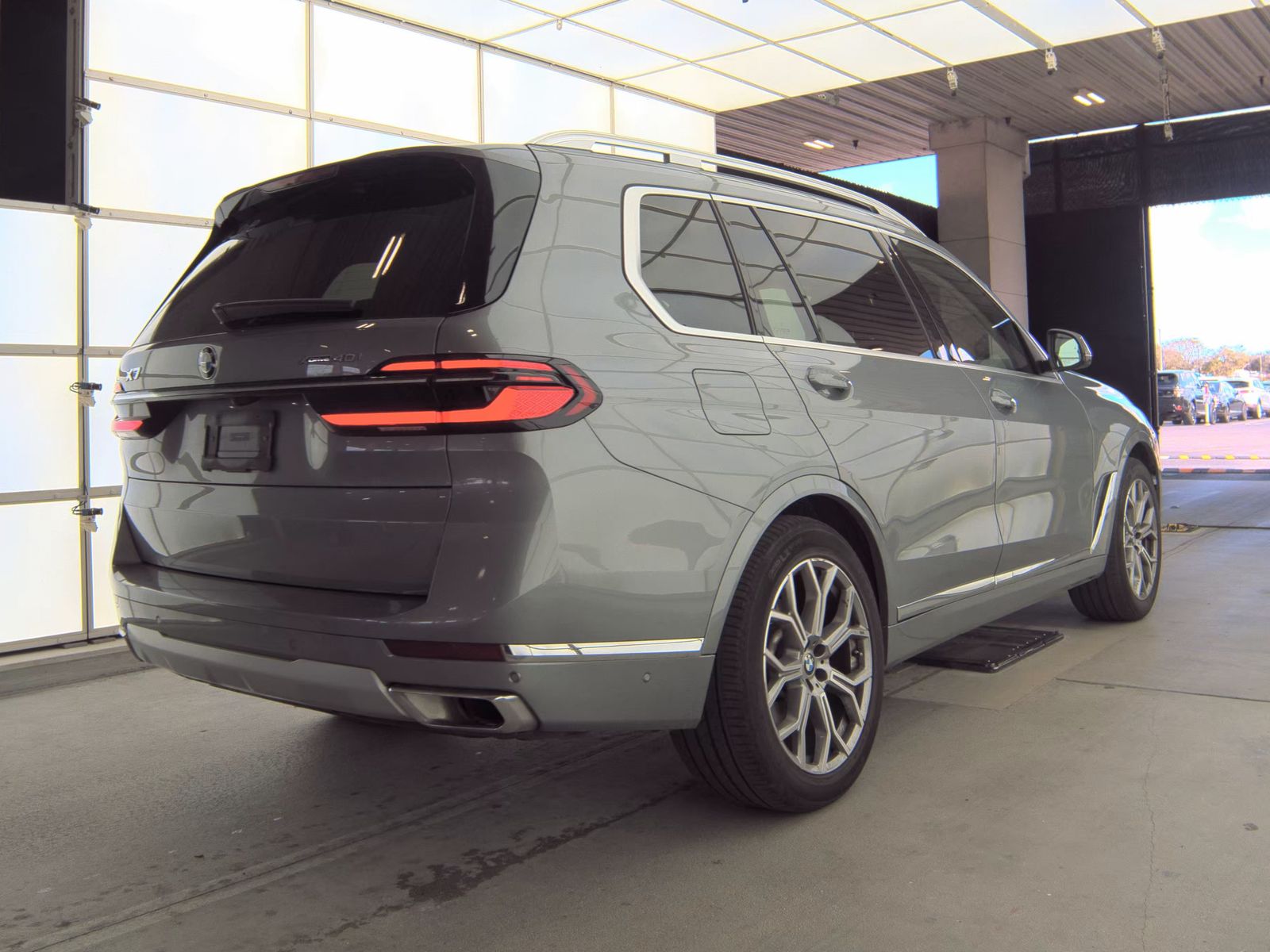 2025 BMW X7 xDrive40i AWD