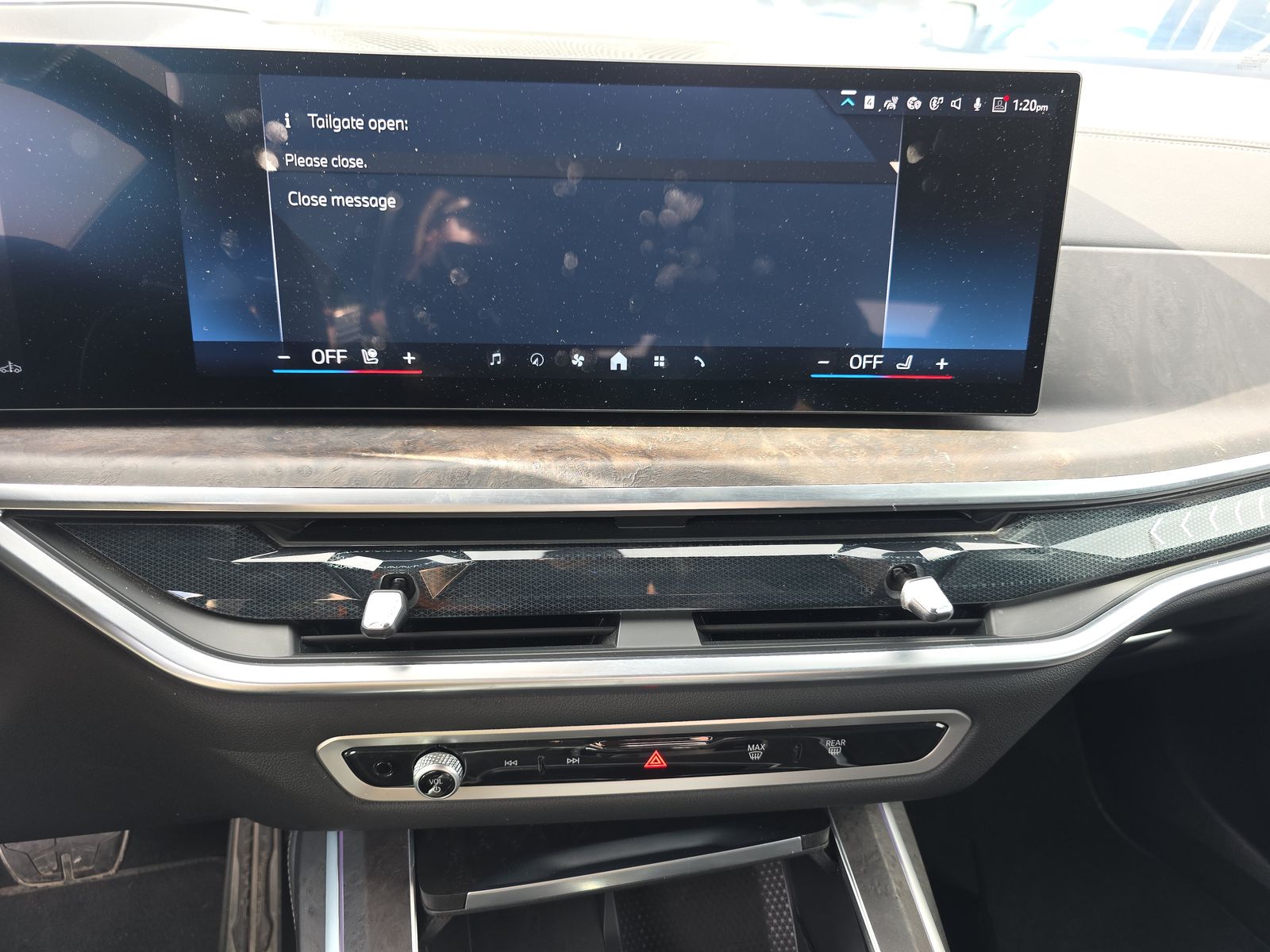 2025 BMW X7 xDrive40i AWD