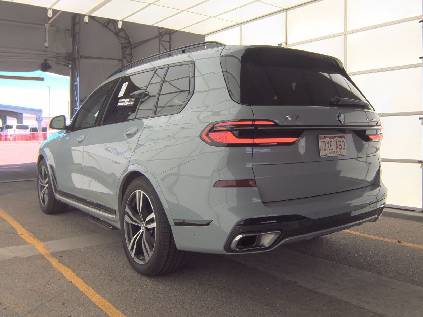 2025 BMW X7 xDrive40i AWD