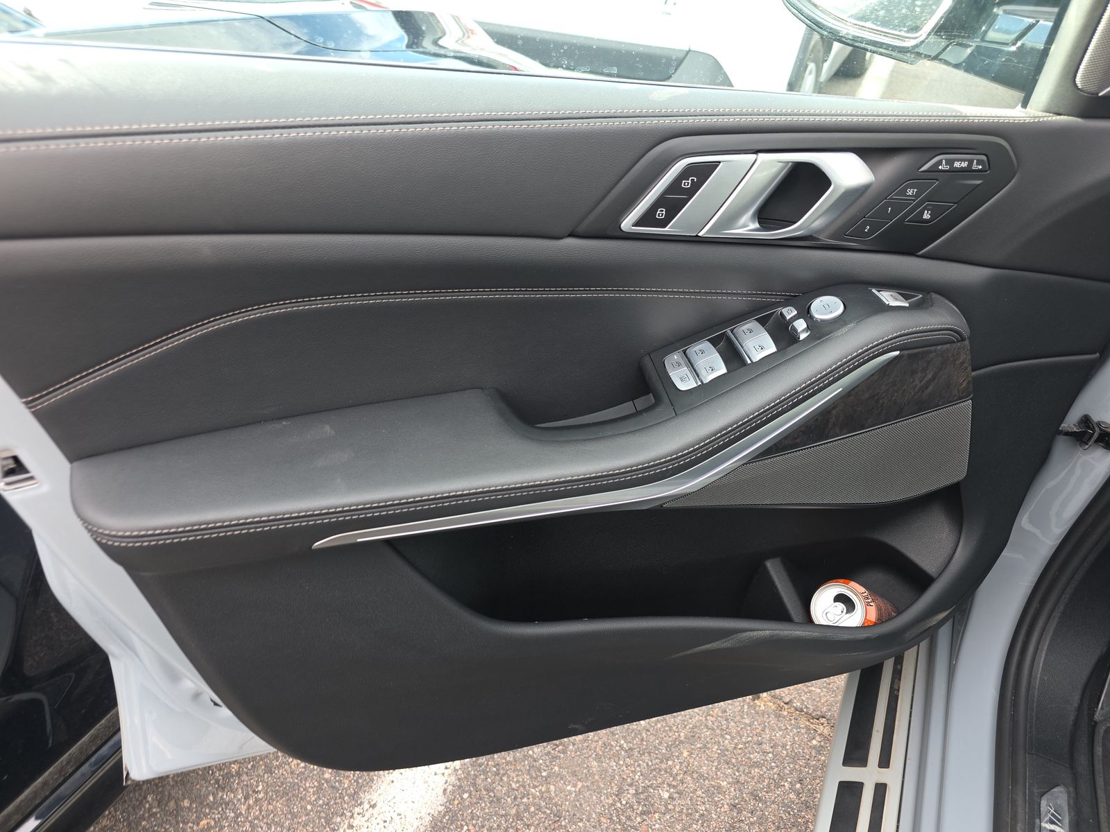 2025 BMW X7 xDrive40i AWD