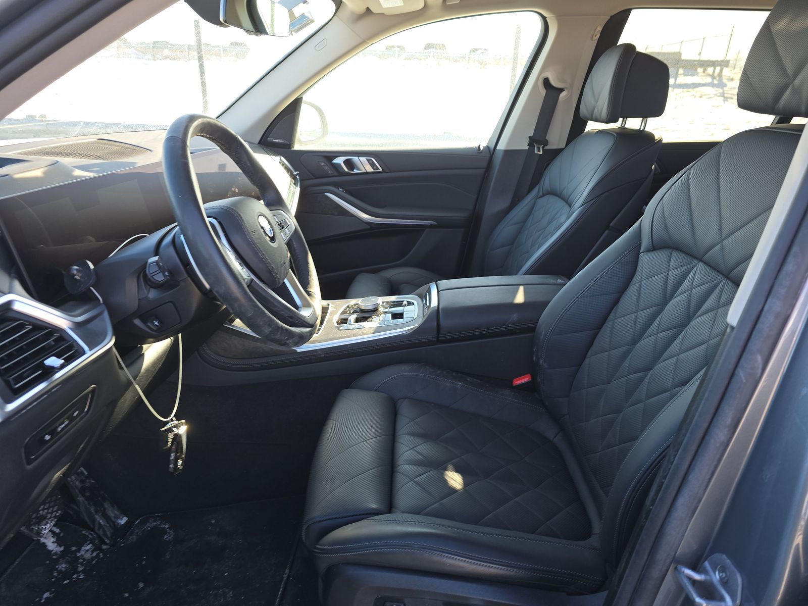 2025 BMW X7 xDrive40i AWD