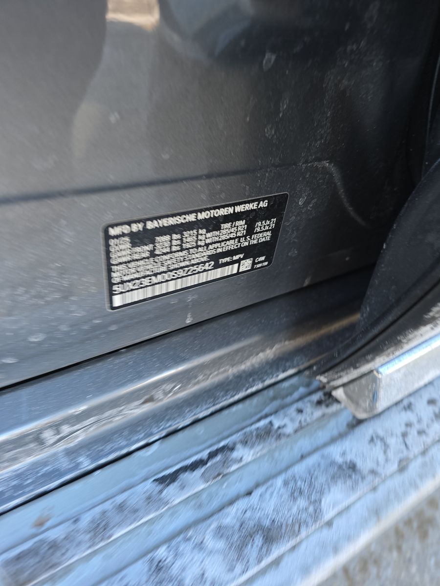 2025 BMW X7 xDrive40i AWD