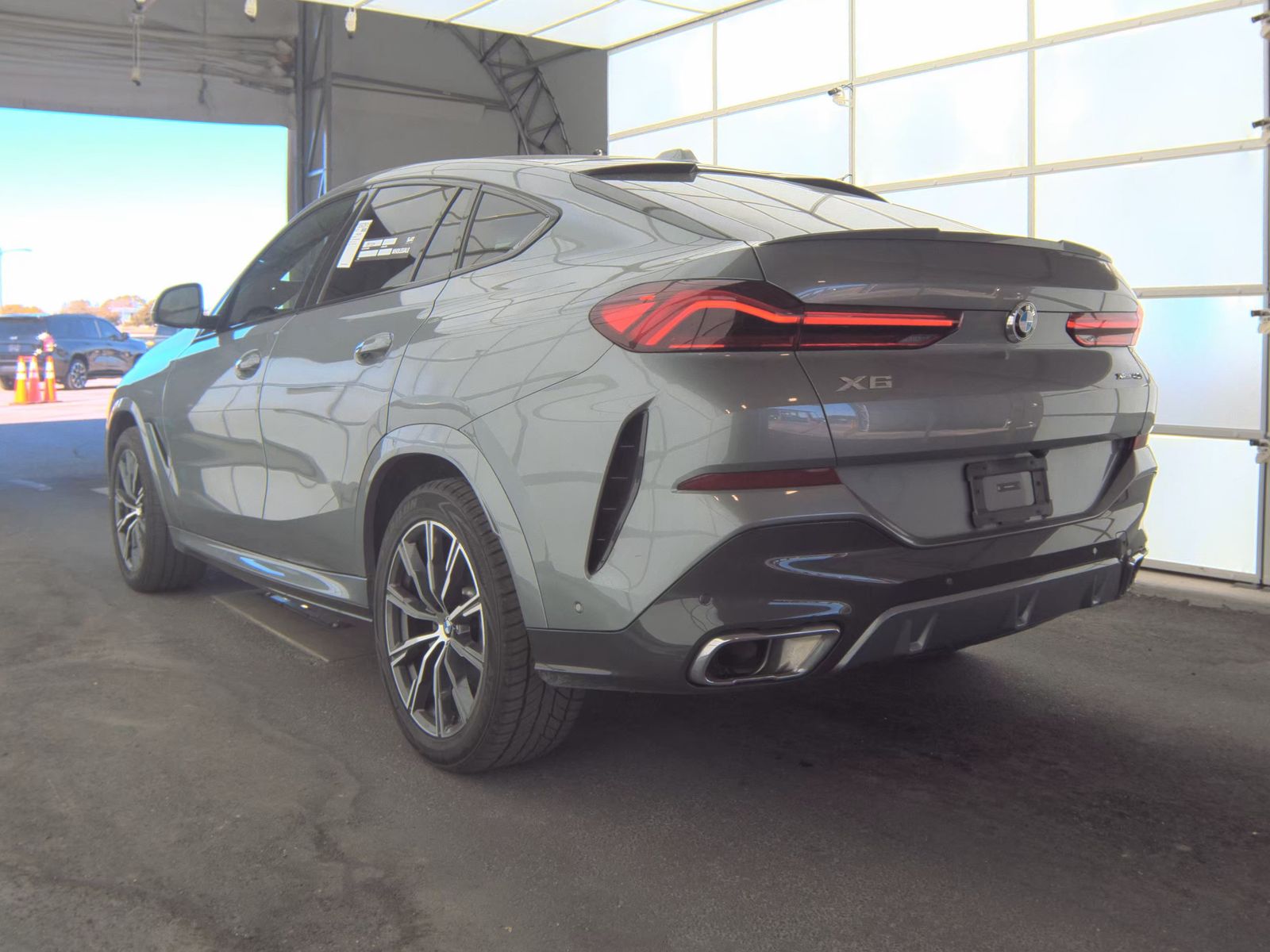 2025 BMW X6 xDrive40i AWD