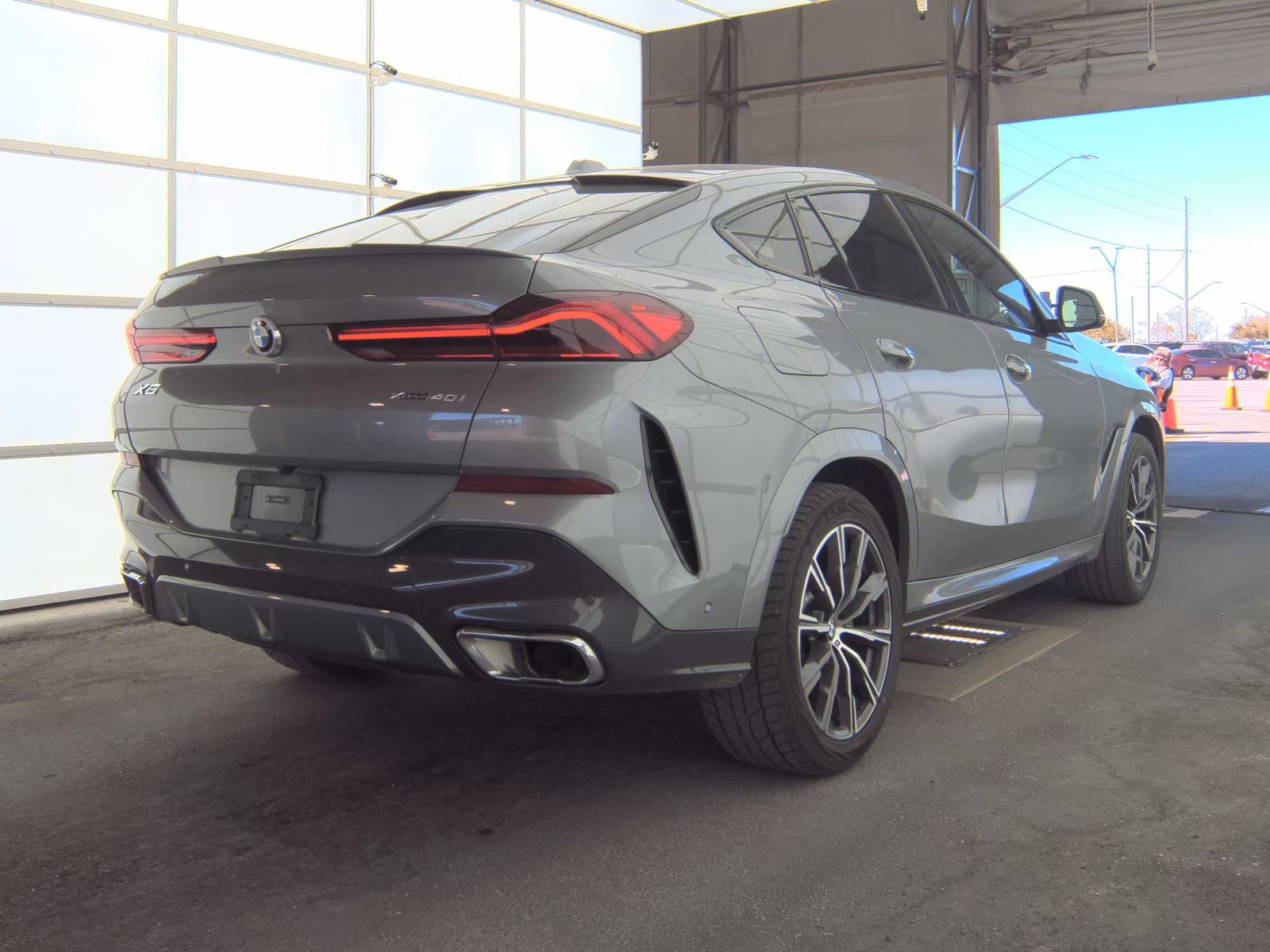 2025 BMW X6 xDrive40i AWD