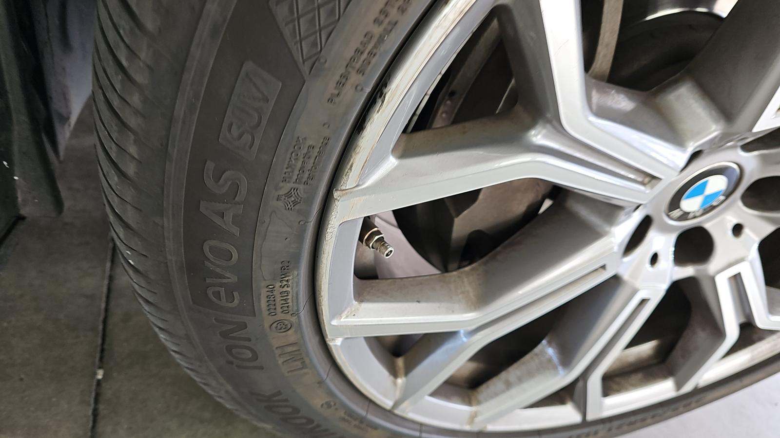 2025 BMW X7 xDrive40i AWD