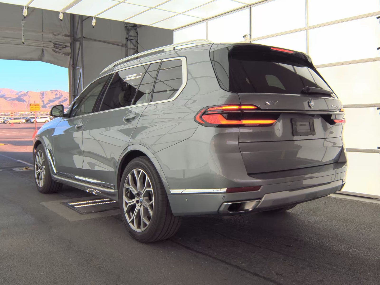 2025 BMW X7 xDrive40i AWD