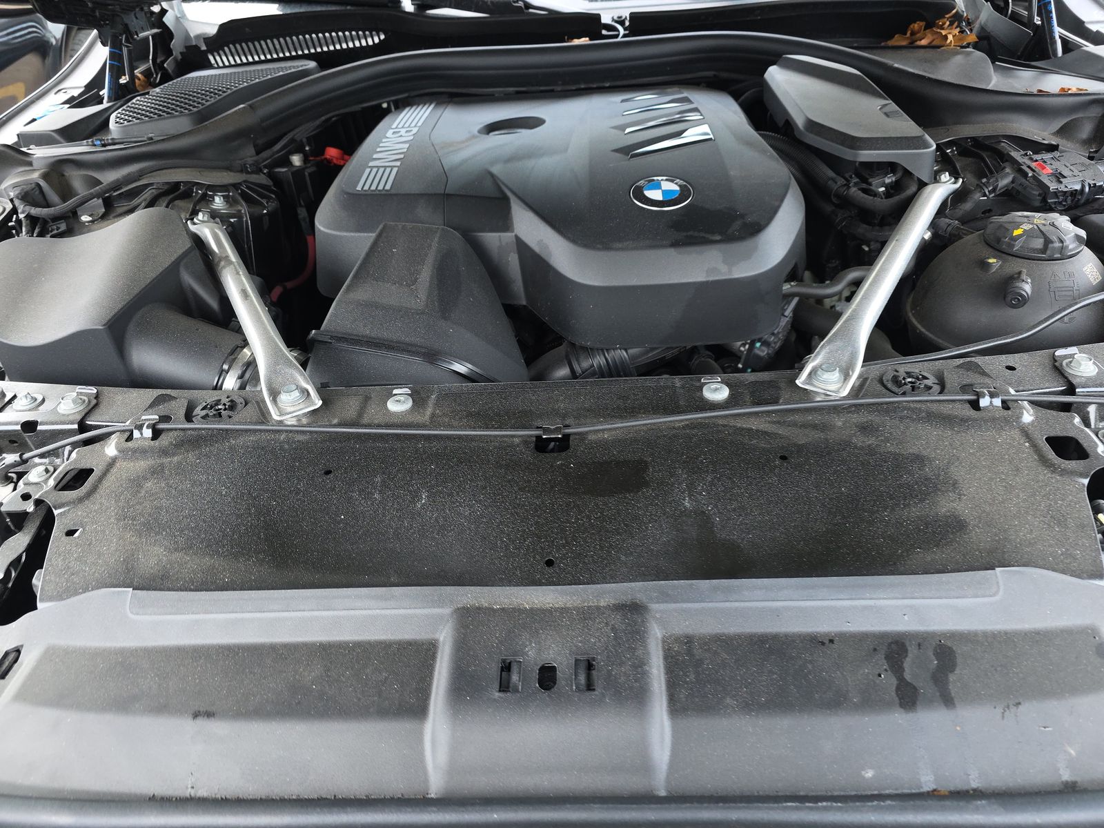 2025 BMW 5 Series 530i RWD