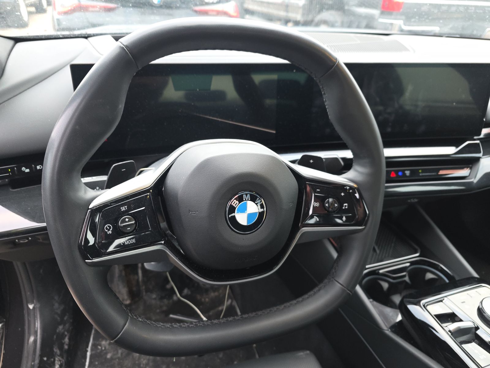 2025 BMW 5 Series 530i RWD