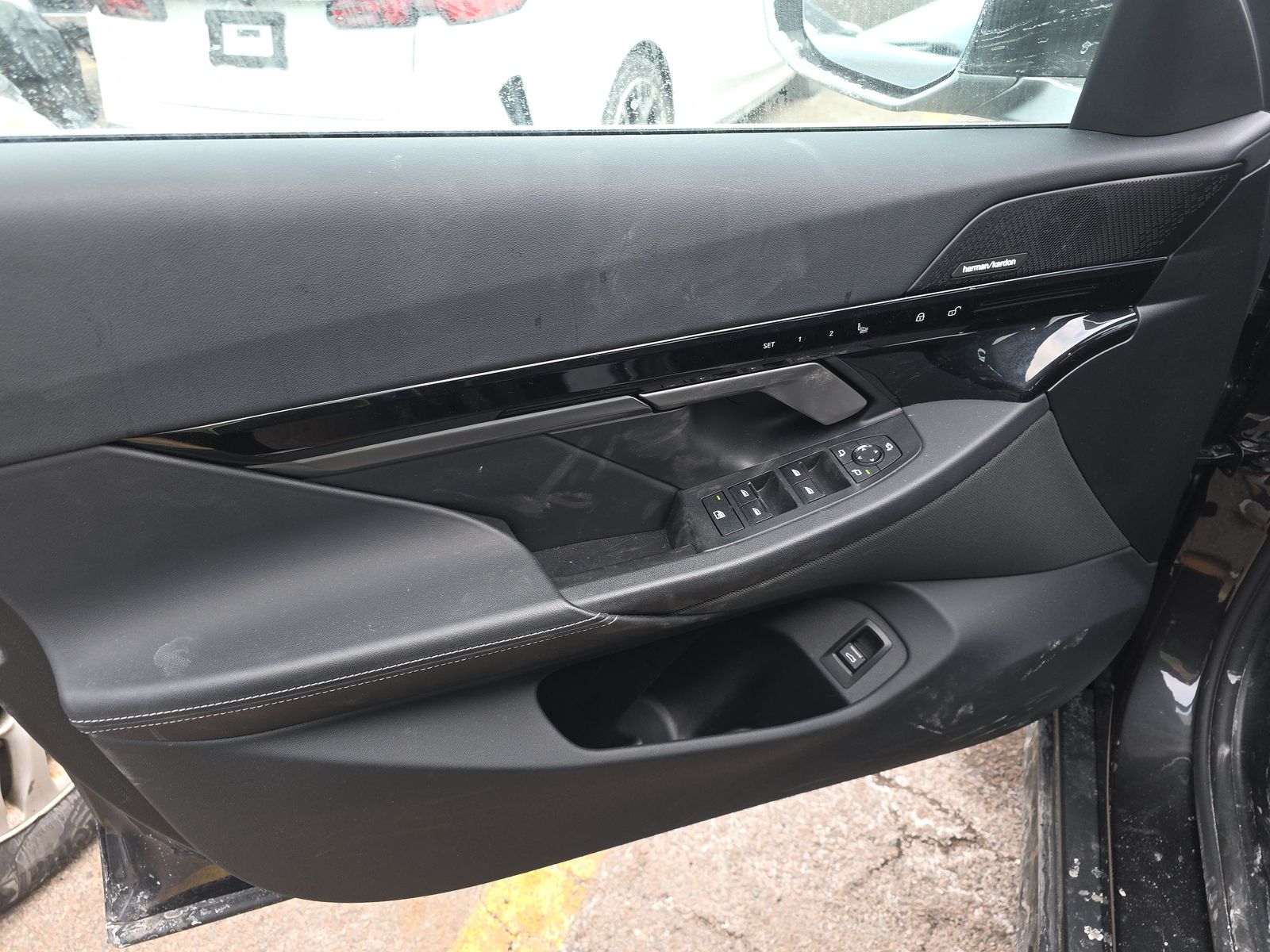 2025 BMW 5 Series 530i RWD