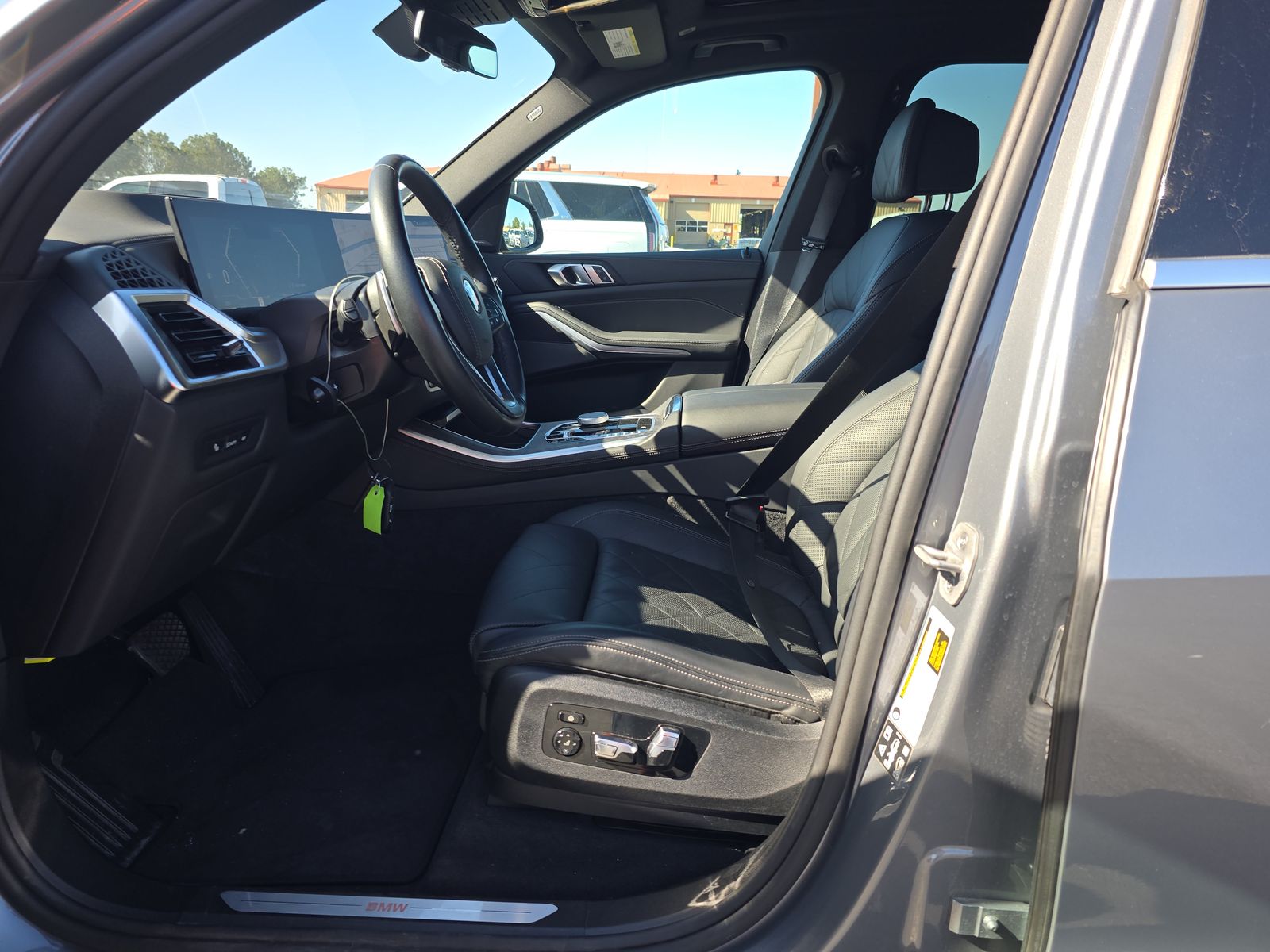 2025 BMW X5 xDrive40i AWD