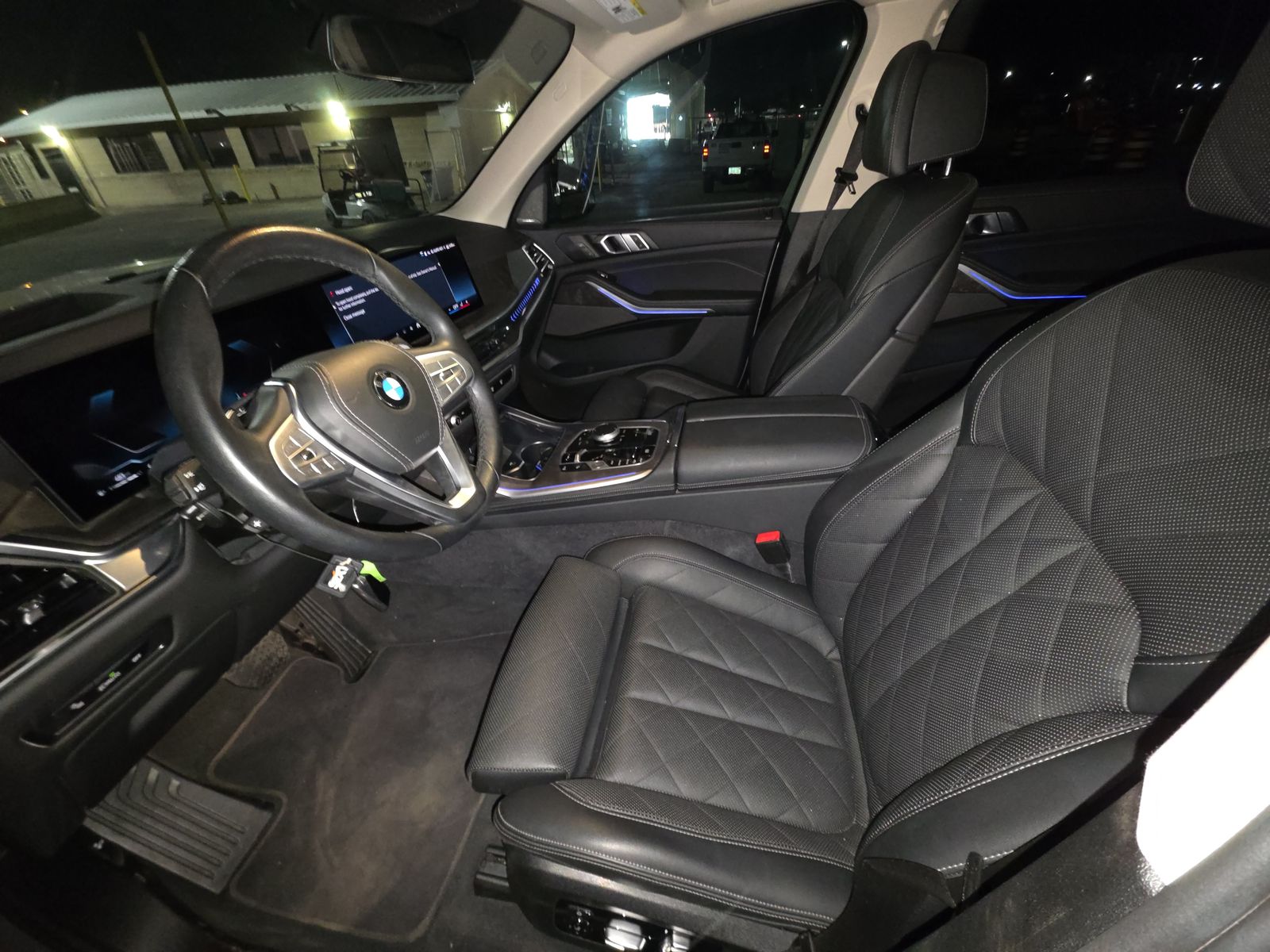 2025 BMW X7 xDrive40i AWD