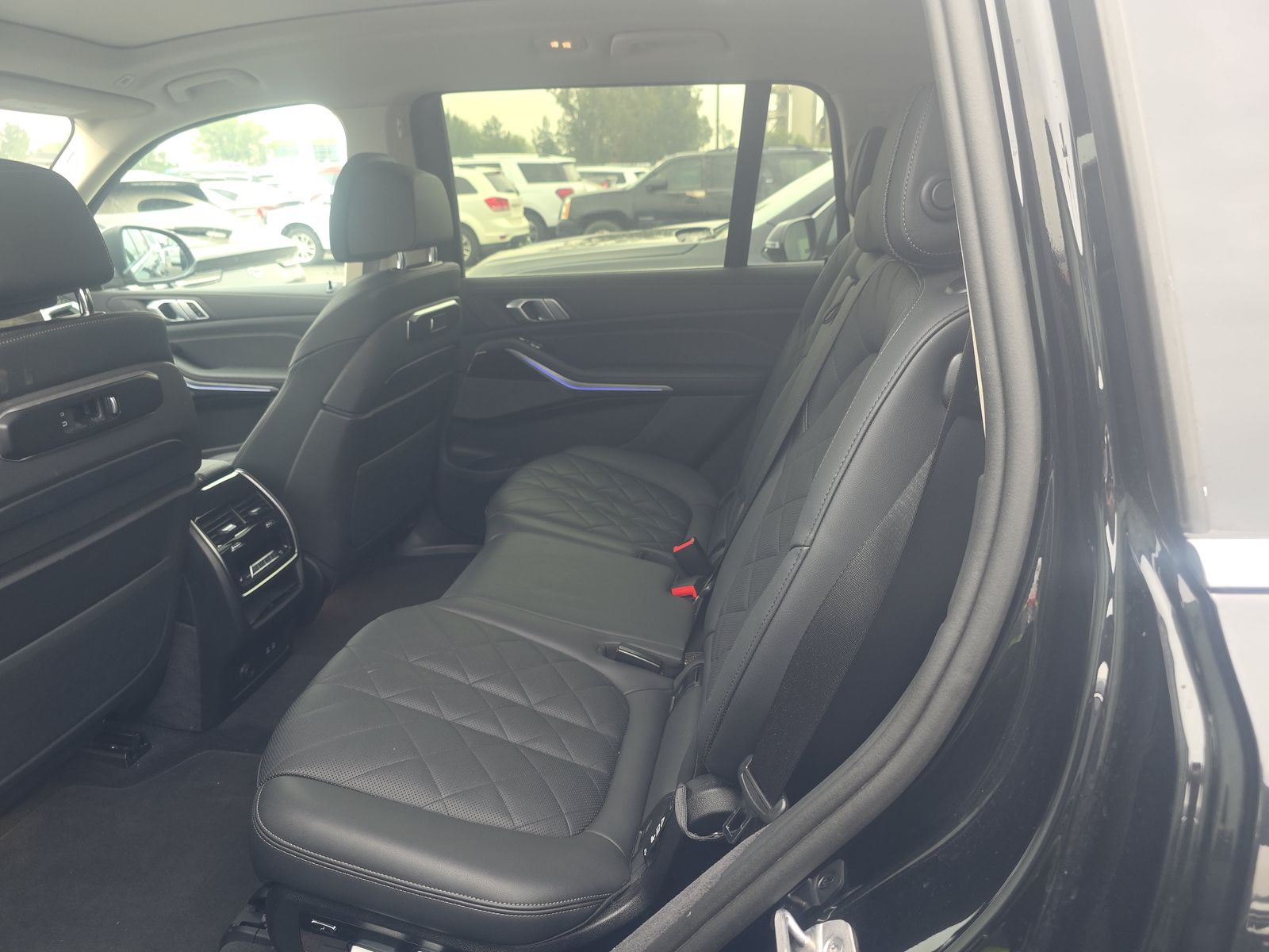 2025 BMW X7 xDrive40i AWD