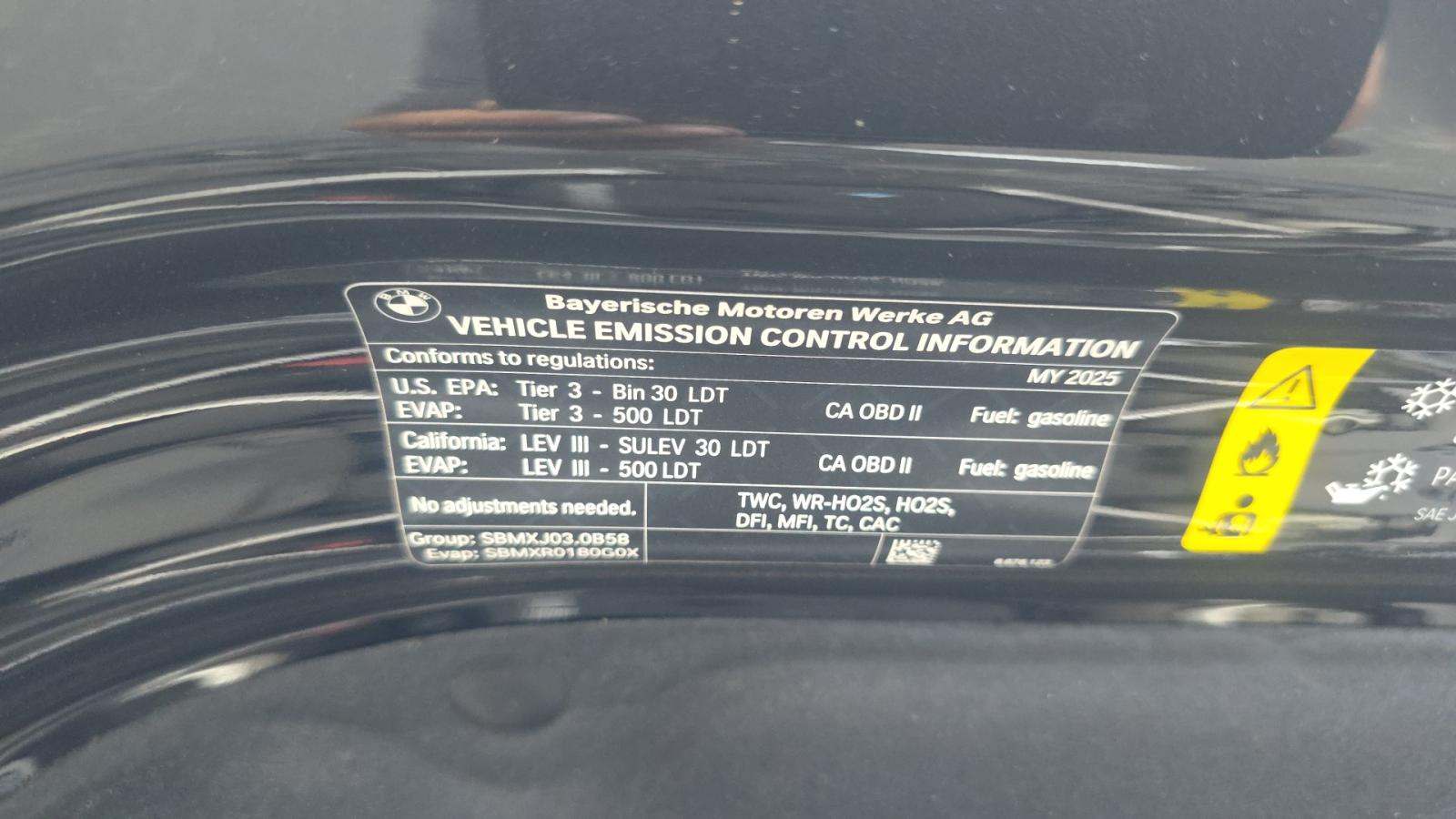 2025 BMW X7 xDrive40i AWD