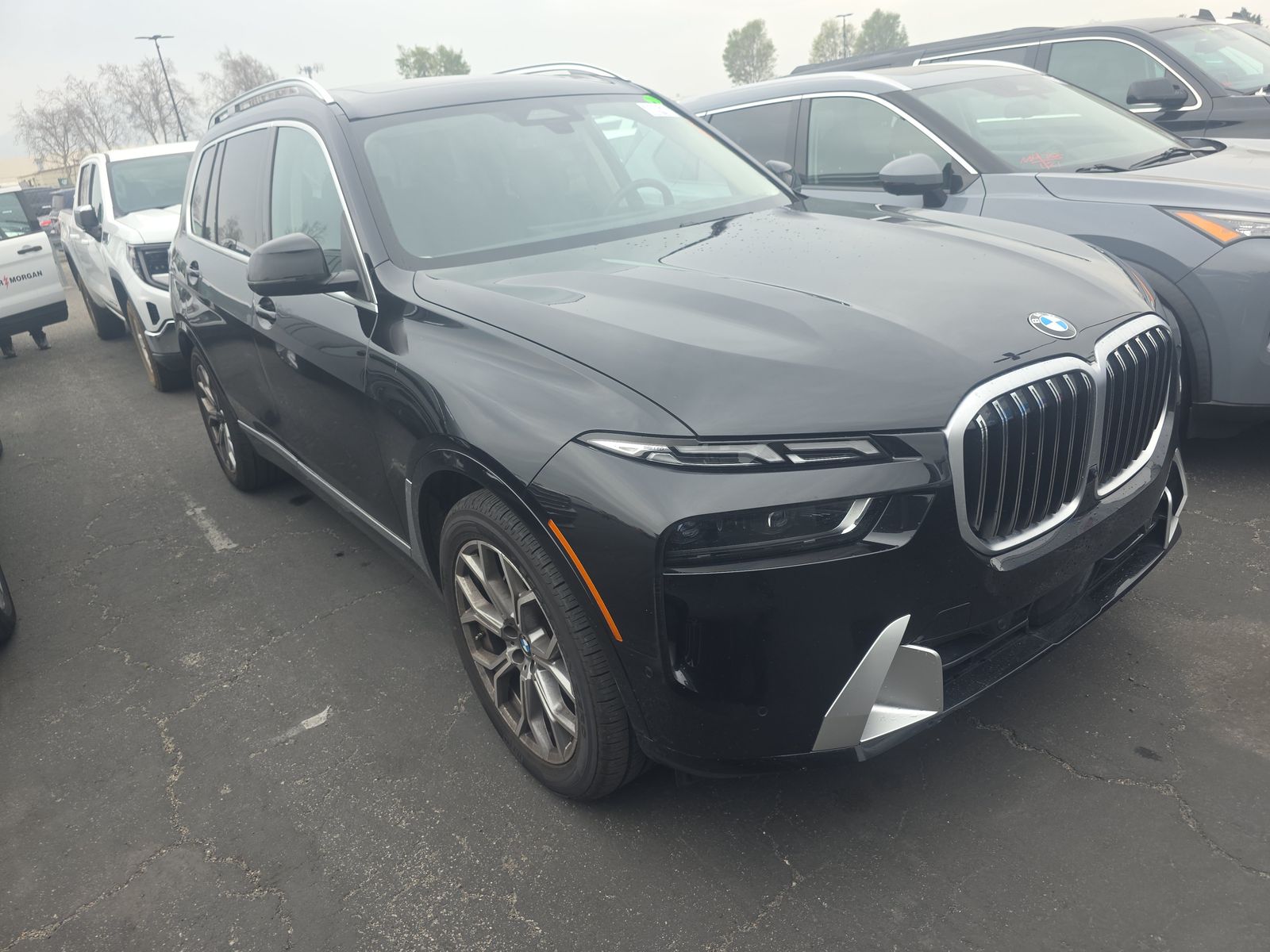 2025 BMW X7 xDrive40i AWD