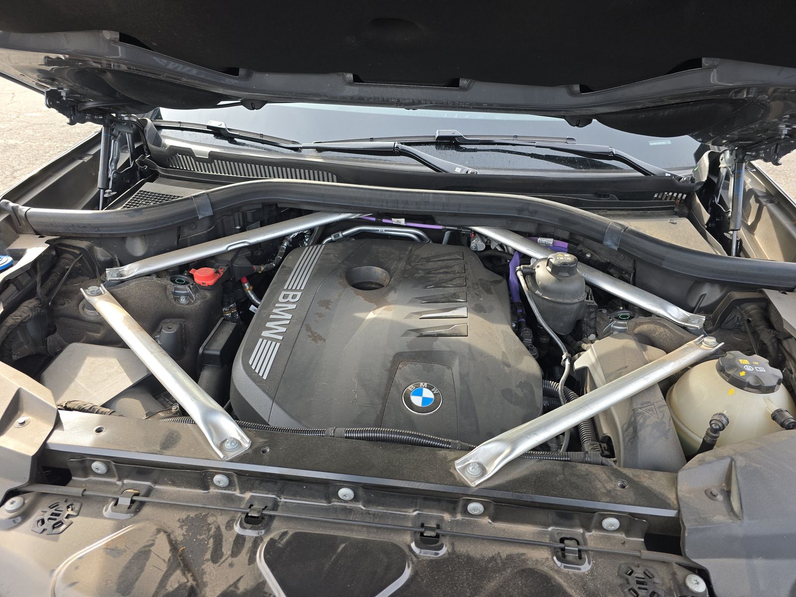 2025 BMW X7 xDrive40i AWD