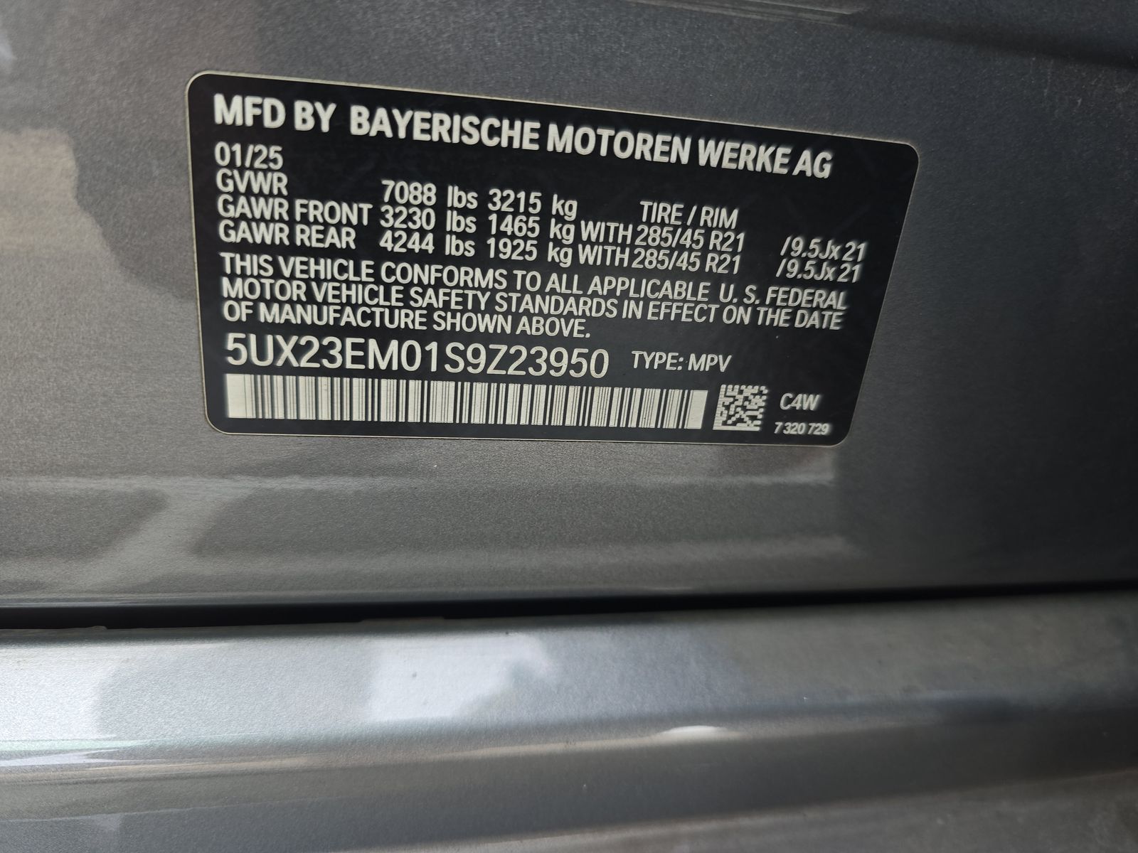 2025 BMW X7 xDrive40i AWD