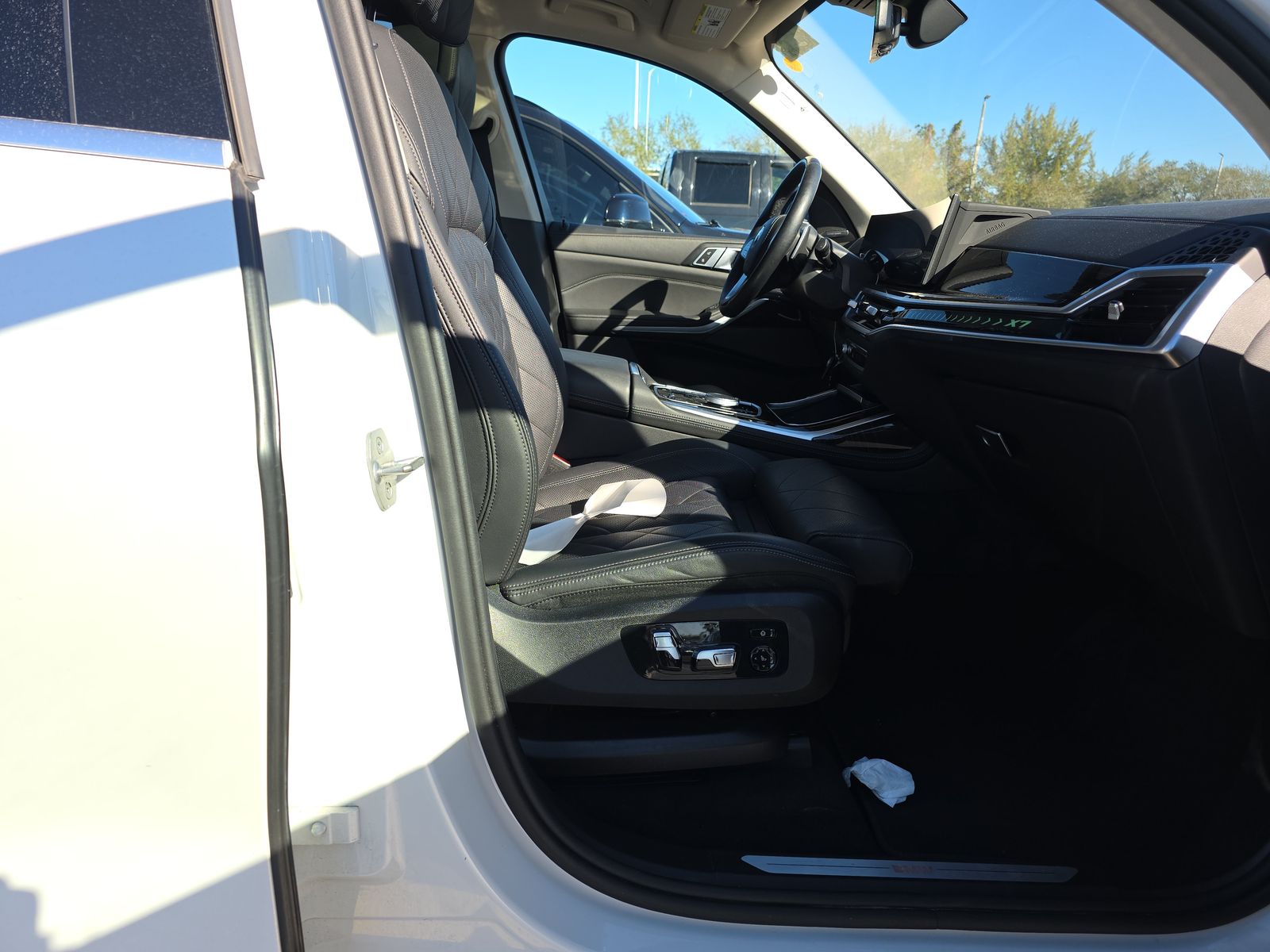 2025 BMW X7 xDrive40i AWD