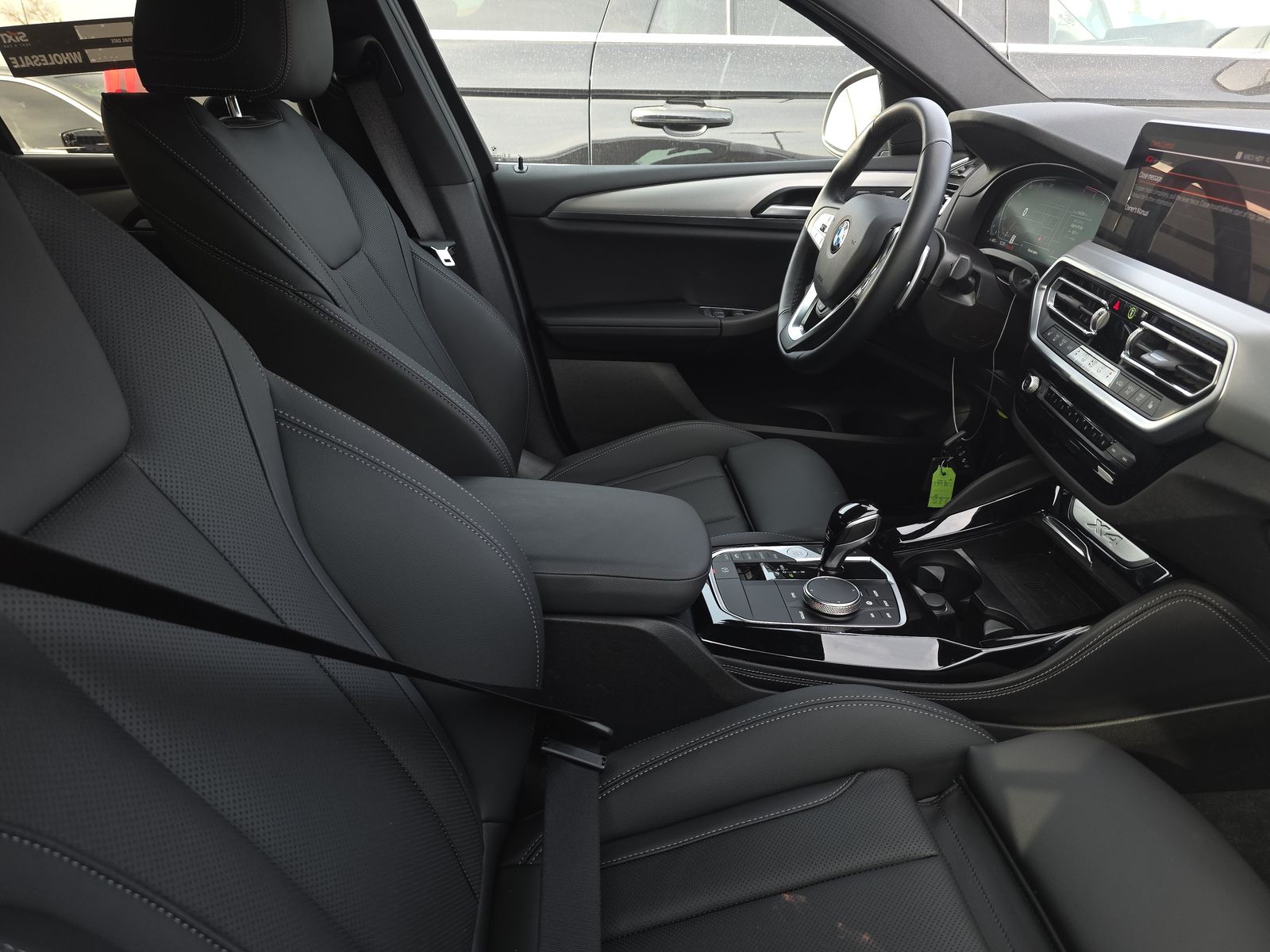 2025 BMW X4 xDrive30i AWD