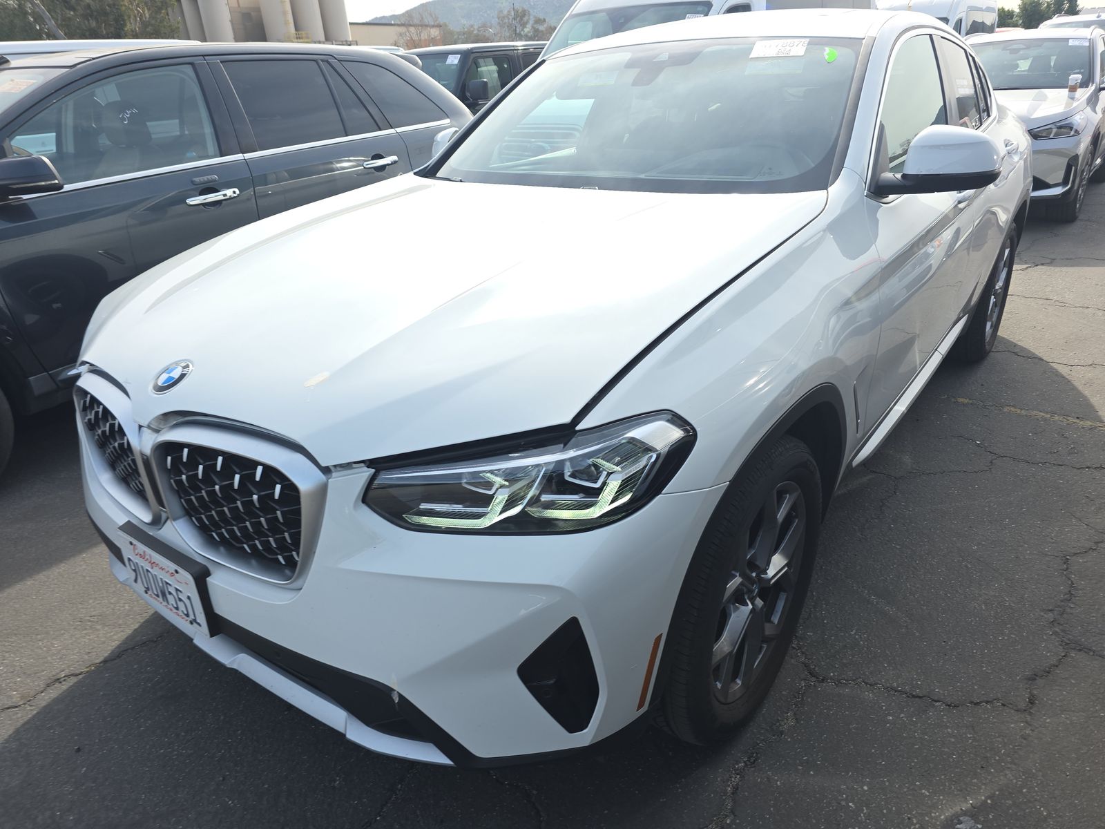 2025 BMW X4 xDrive30i AWD