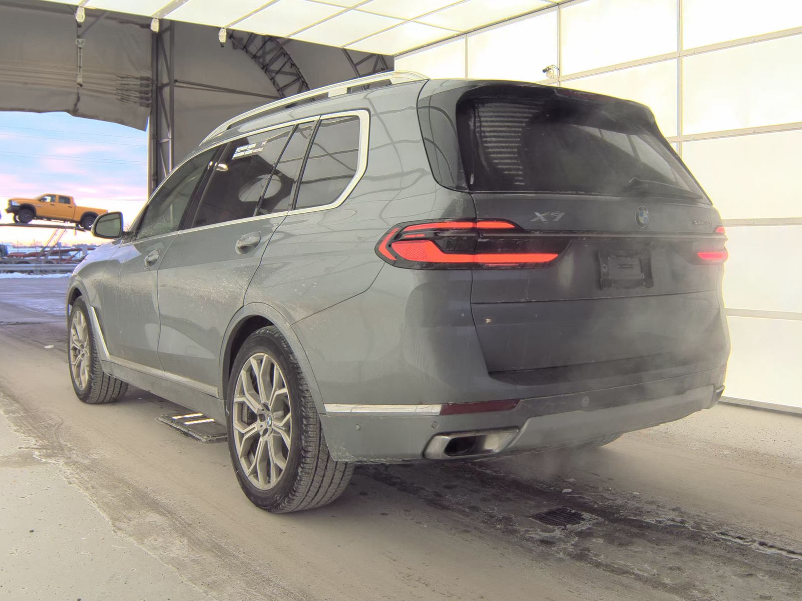 2025 BMW X7 xDrive40i AWD