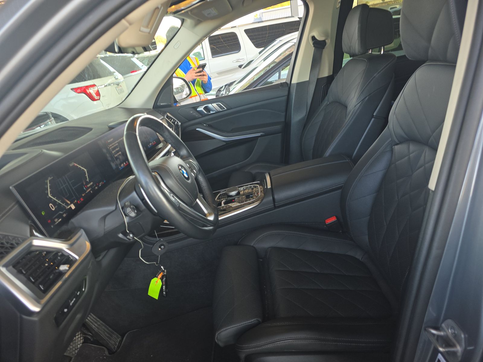 2025 BMW X7 xDrive40i AWD