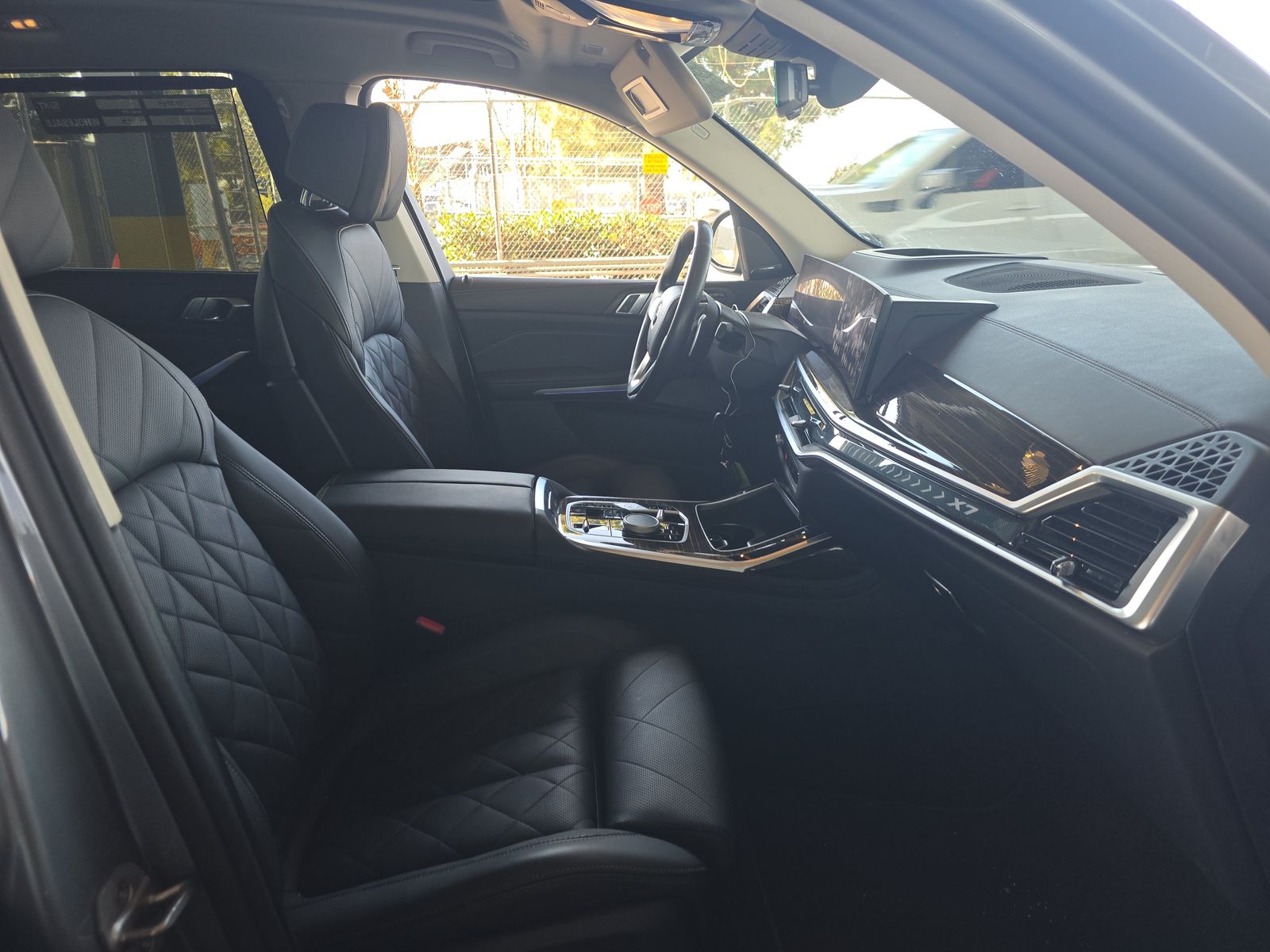 2025 BMW X7 xDrive40i AWD