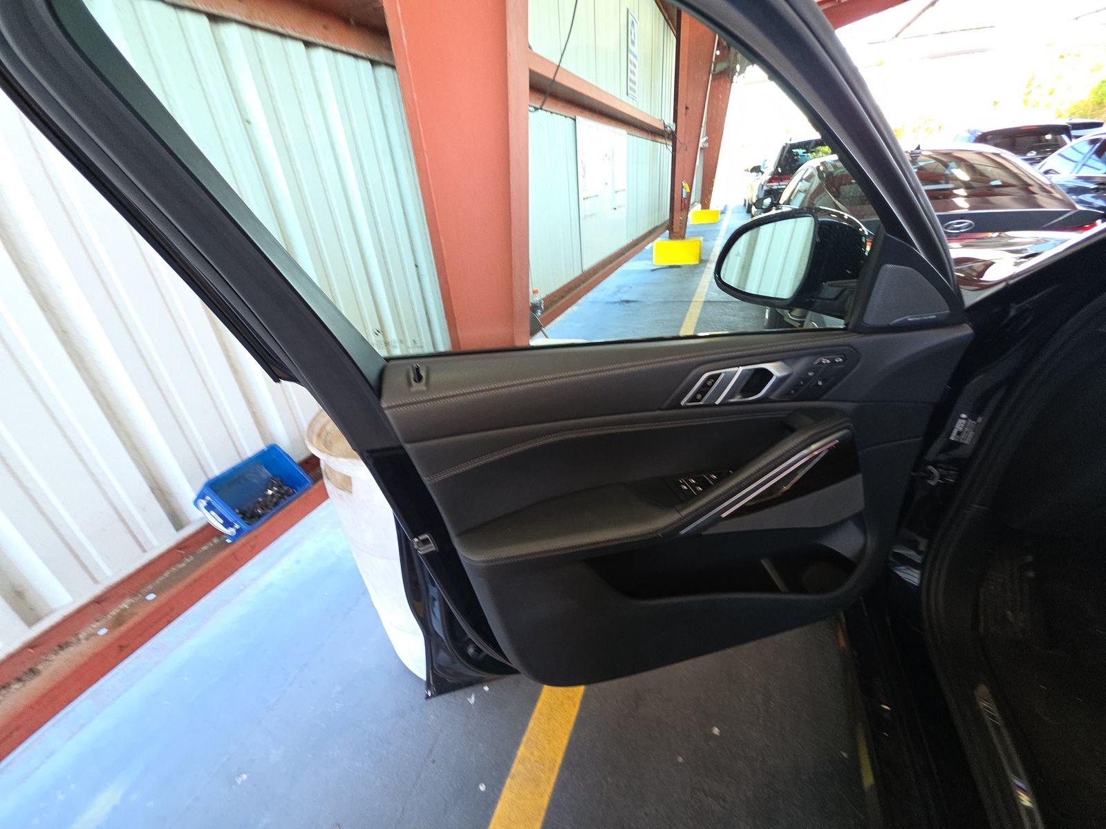 2025 BMW X6 xDrive40i AWD