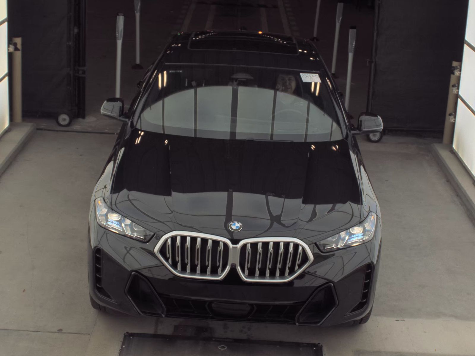 2025 BMW X6 xDrive40i AWD