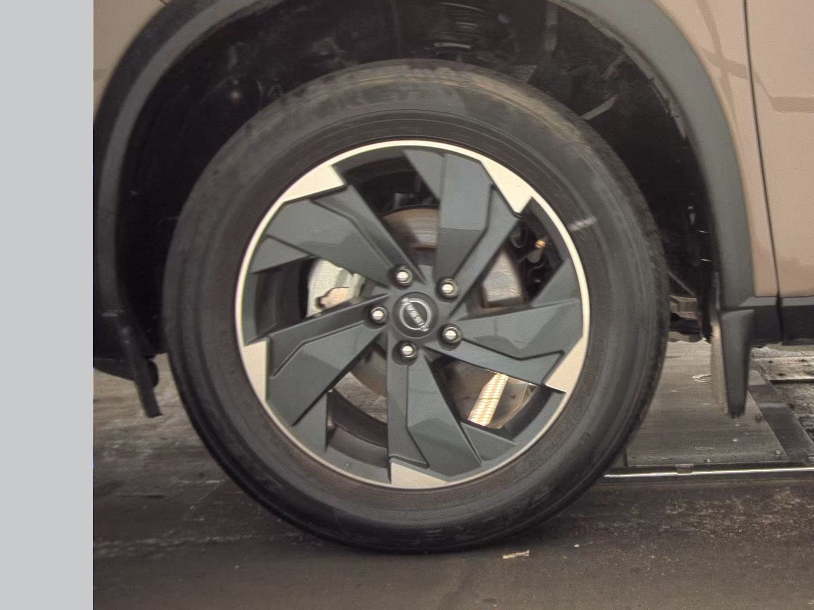 2024 Nissan Rogue SV FWD