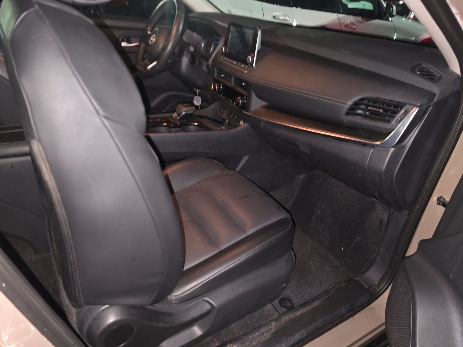 2024 Nissan Rogue SV FWD