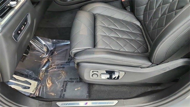 2024 BMW X7 xDrive40i AWD