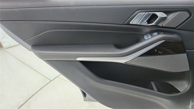 2024 BMW X7 xDrive40i AWD