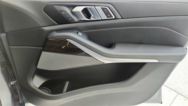 2024 BMW X7 xDrive40i AWD