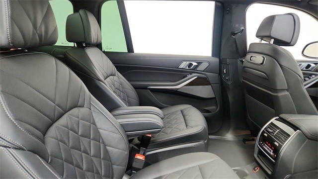 2024 BMW X7 xDrive40i AWD