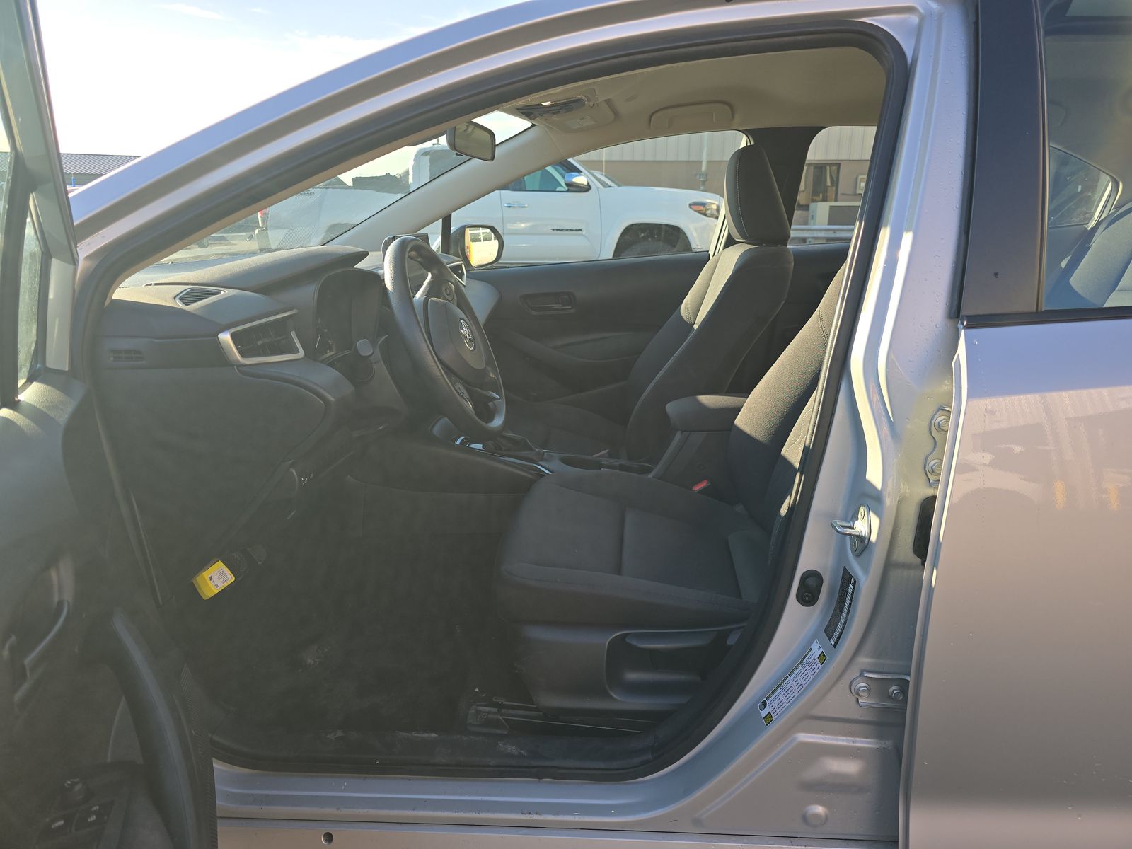 2024 Toyota Corolla LE FWD