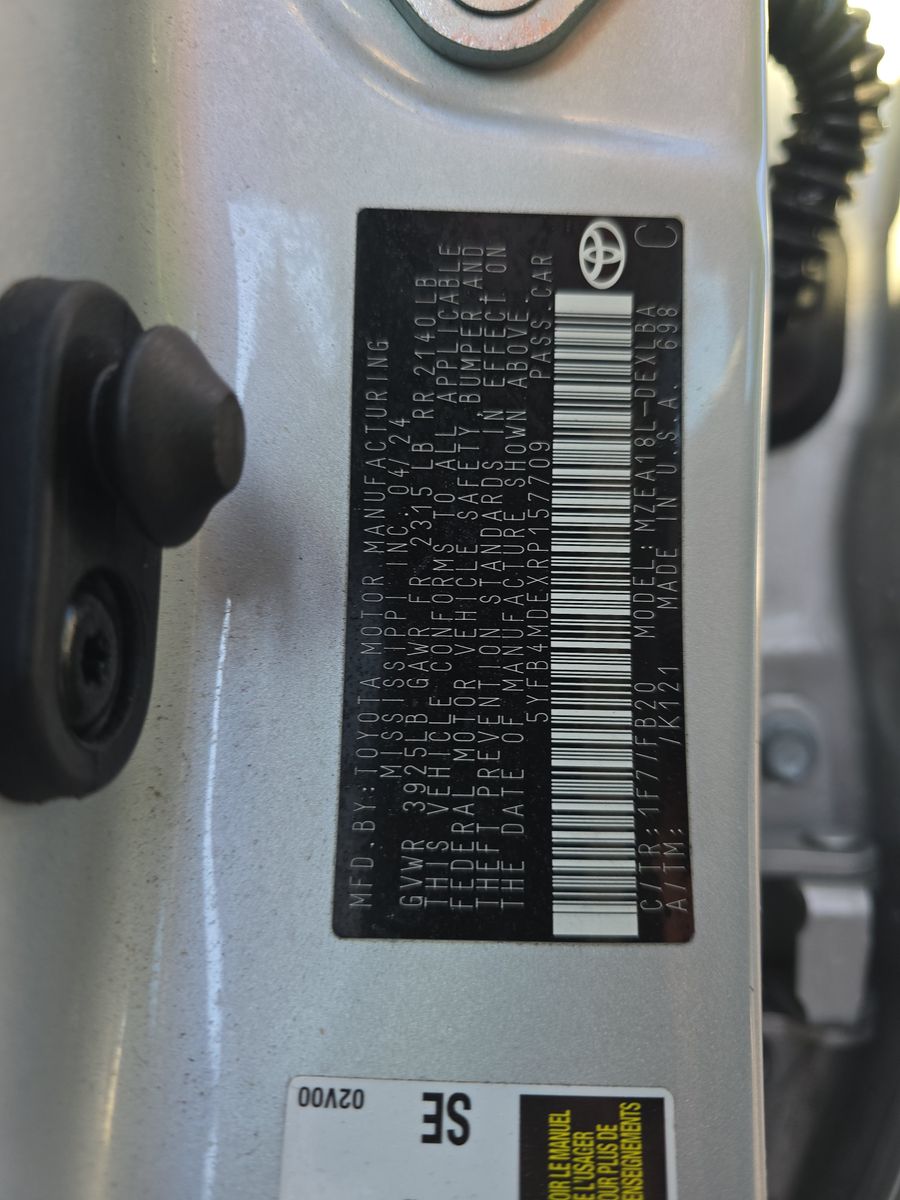 2024 Toyota Corolla LE FWD