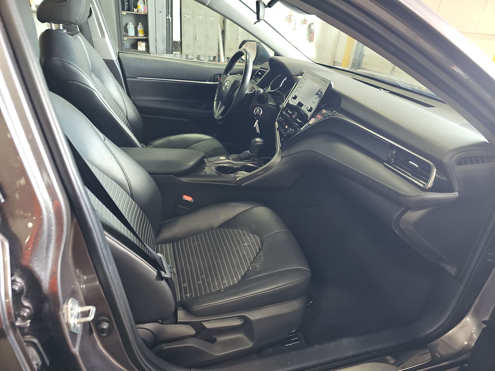 2022 Toyota Camry SE FWD