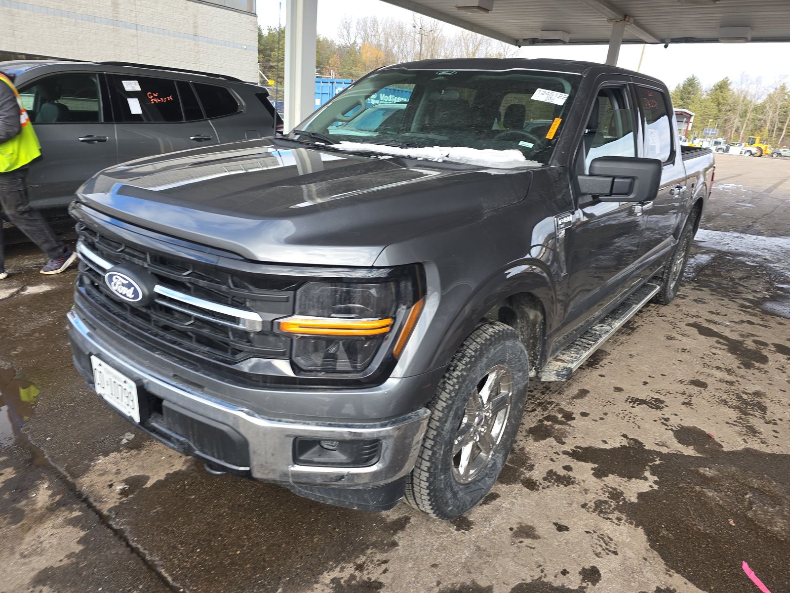 2025 Ford F-150 XLT AWD