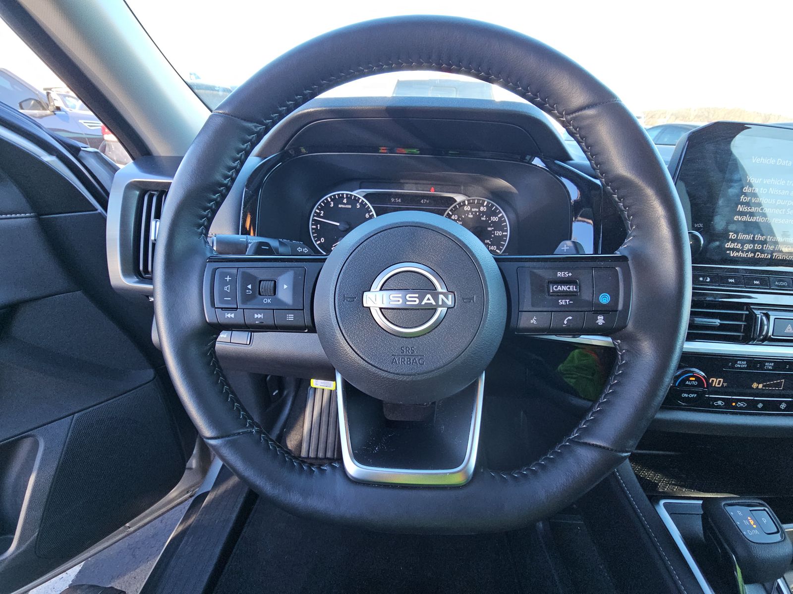 2025 Nissan Pathfinder SL AWD