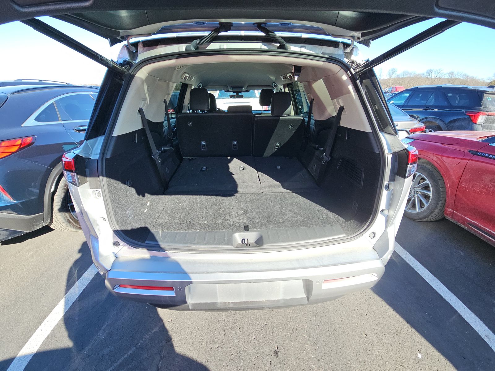 2025 Nissan Pathfinder SL AWD