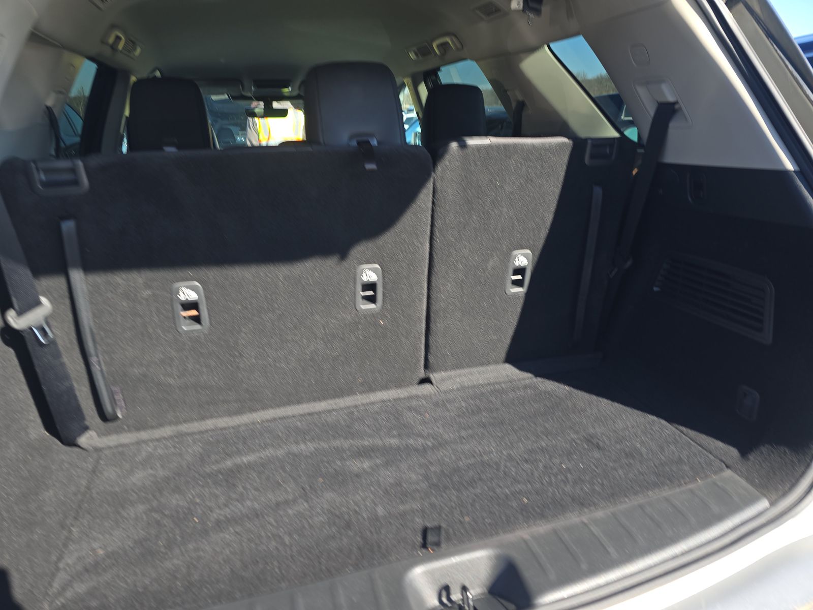 2024 Nissan Pathfinder SL FWD