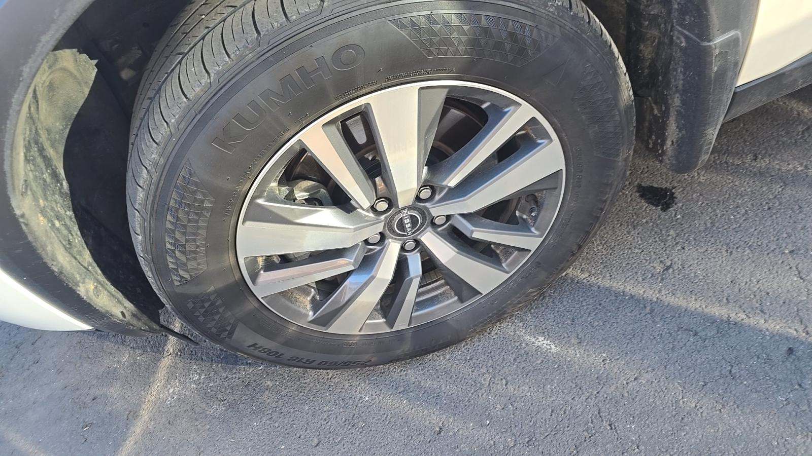 2024 Nissan Pathfinder SL FWD