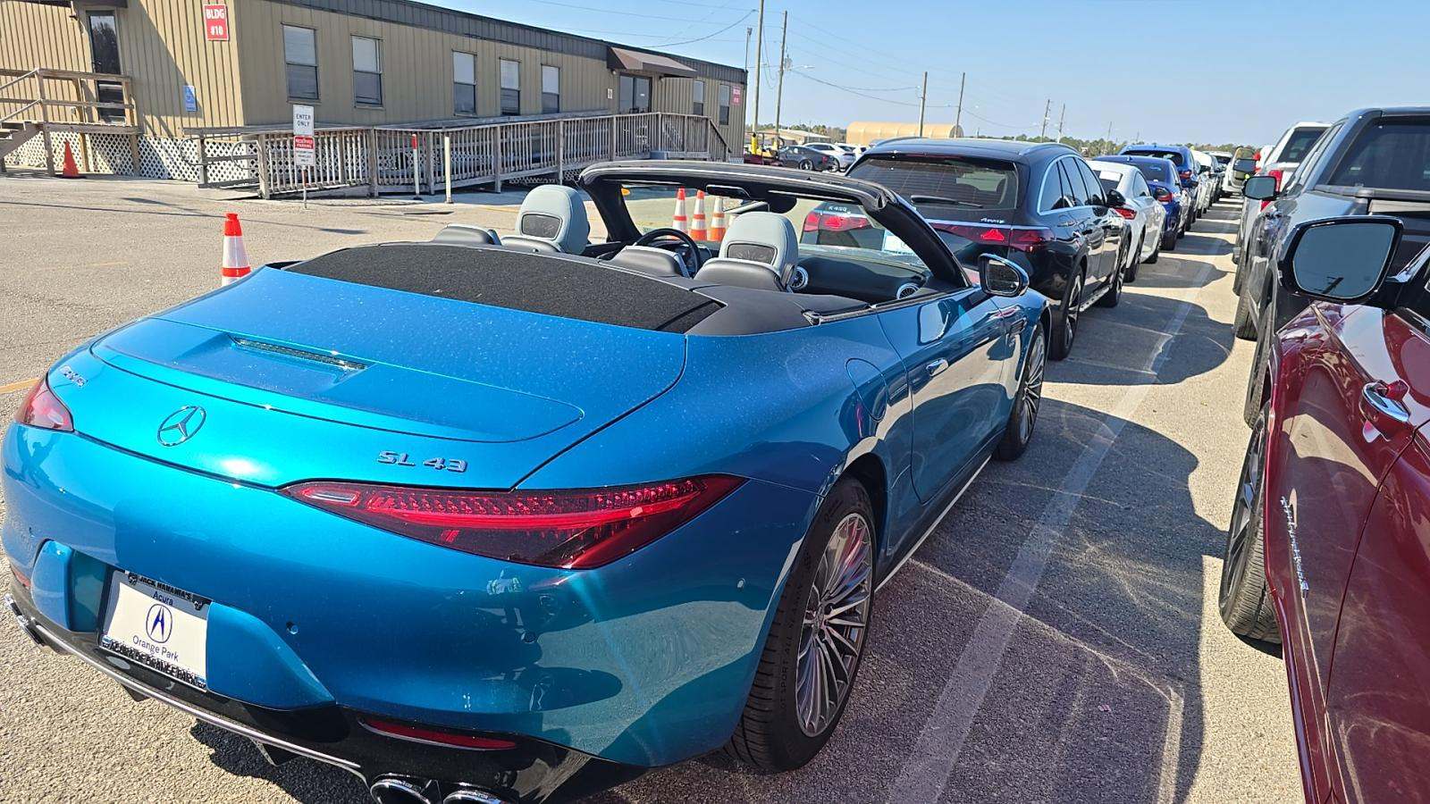 2023 Mercedes-Benz SL-Class AMG SL 43 RWD