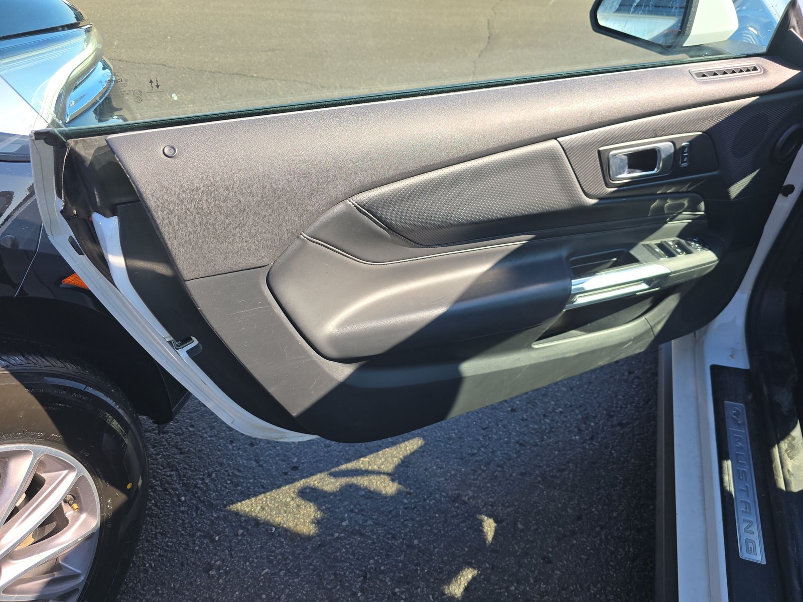 2024 Ford Mustang EcoBoost Premium RWD