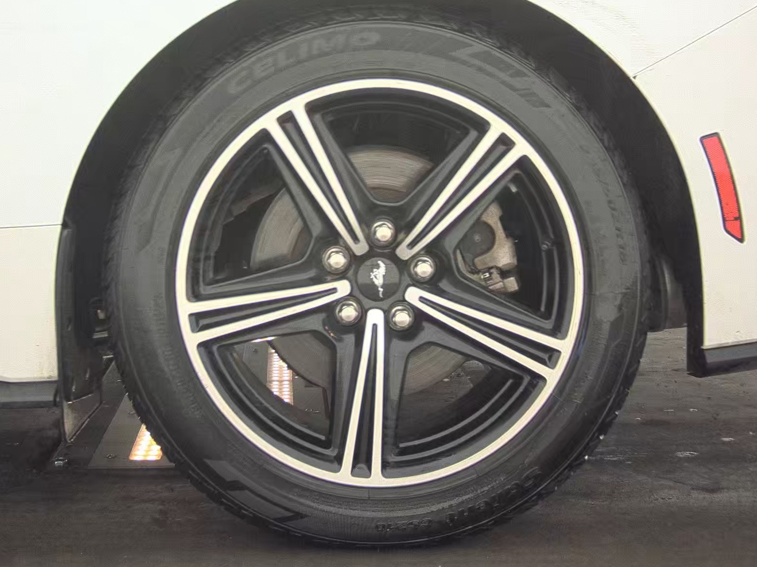 2024 Ford Mustang EcoBoost Premium RWD